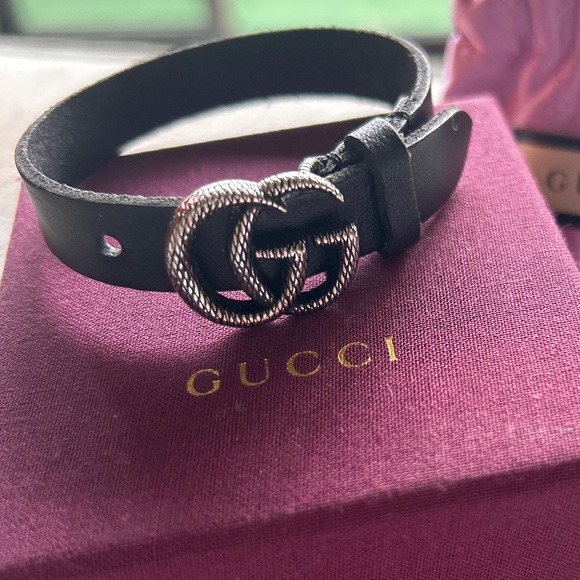 Gucci leather bracelet - Picture 1 of 4
